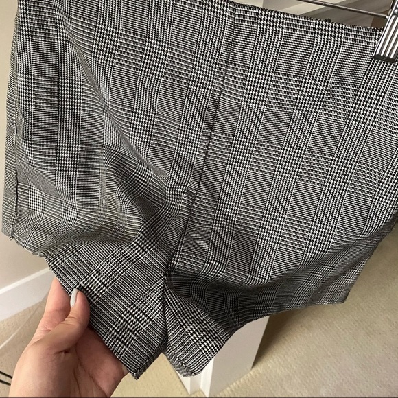 F21 Gray Plaid High Waisted Shorts - Picture 2 of 5